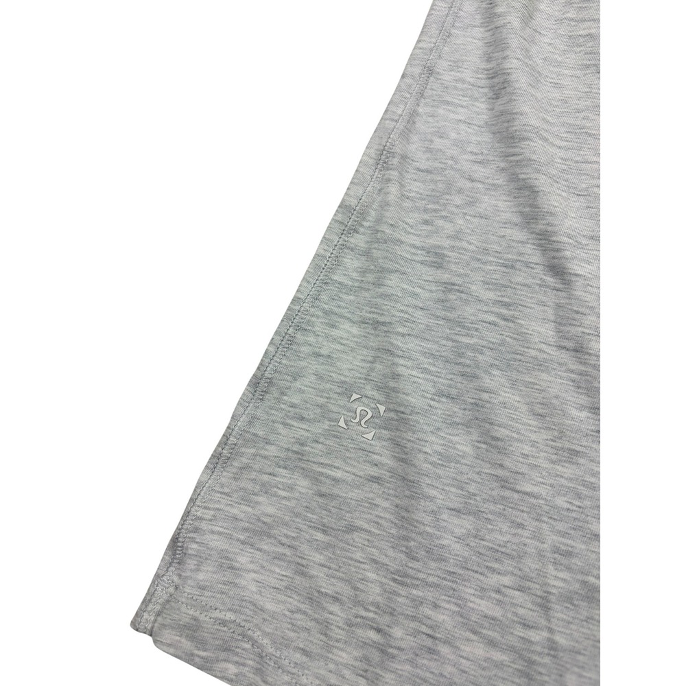 Lululemon Mens V-Neck Short Sleeve Gray Performance Training Tee Shirt Small - Picture 3 of 3
